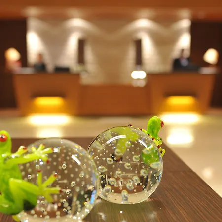 Отель Western Premier Bhr Treviso 4*